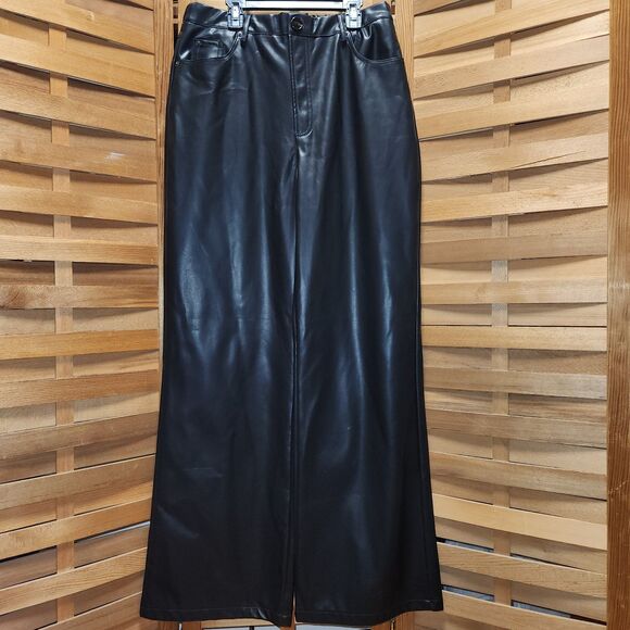 Zenana Black Wide Leg Faux Vegan Leather Pants Women L Button Zipper Closure - Picture 1 of 6